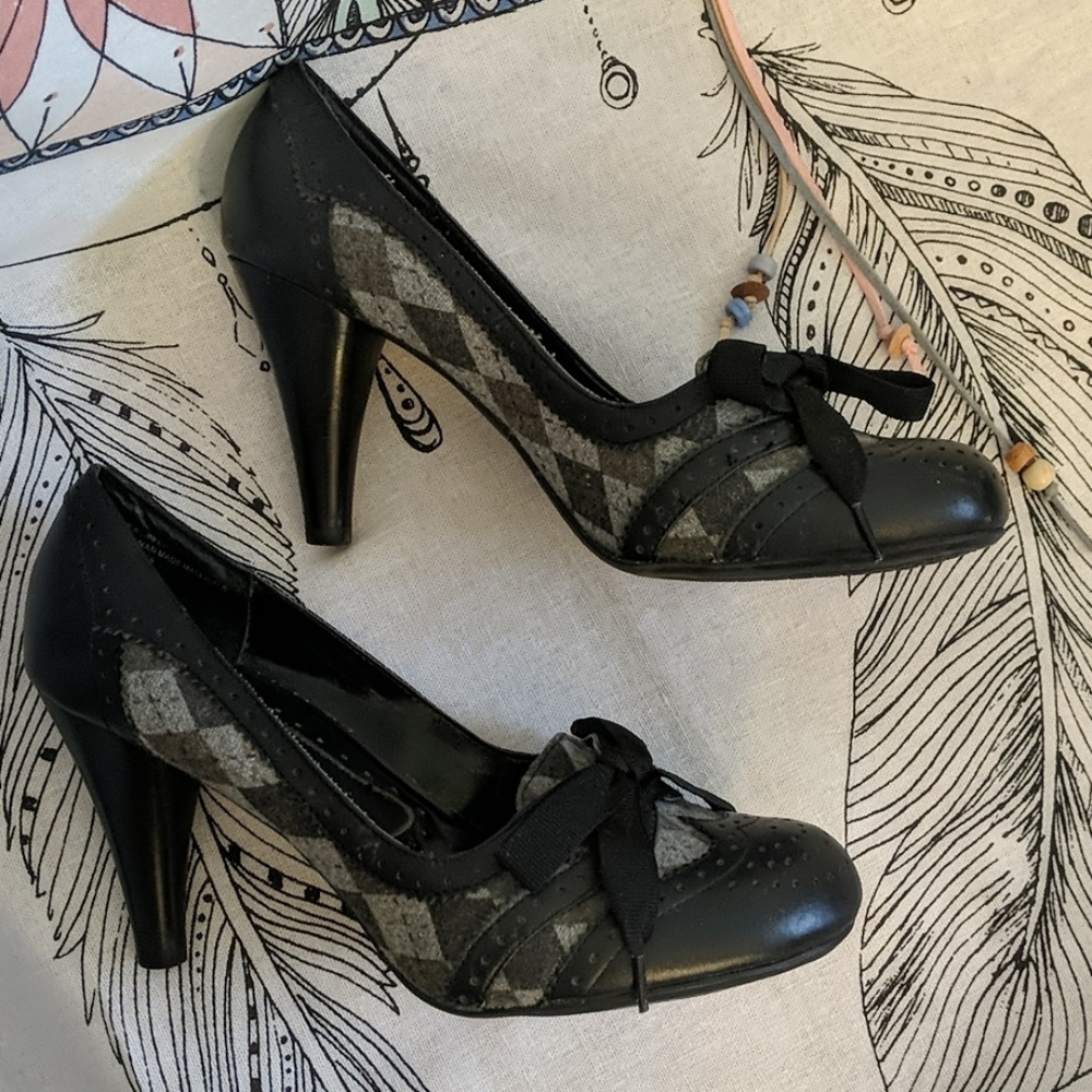 Tribeca Black/Gray Plaid Heels🖤👠